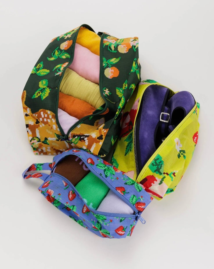 BAGGU 3D Zip Needlepoint Fruit