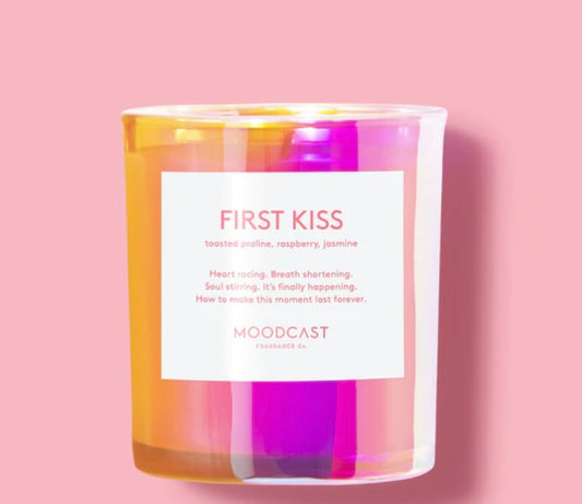MOODCAST First Kiss Candle